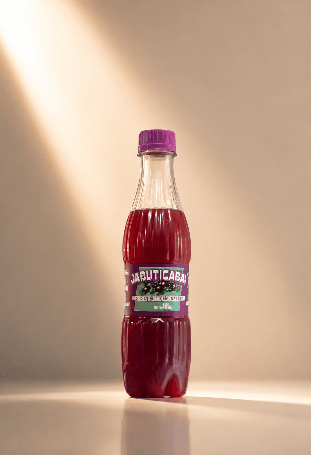 Garrafa de Jabuticabão, refrigerante artesanal de jabuticaba